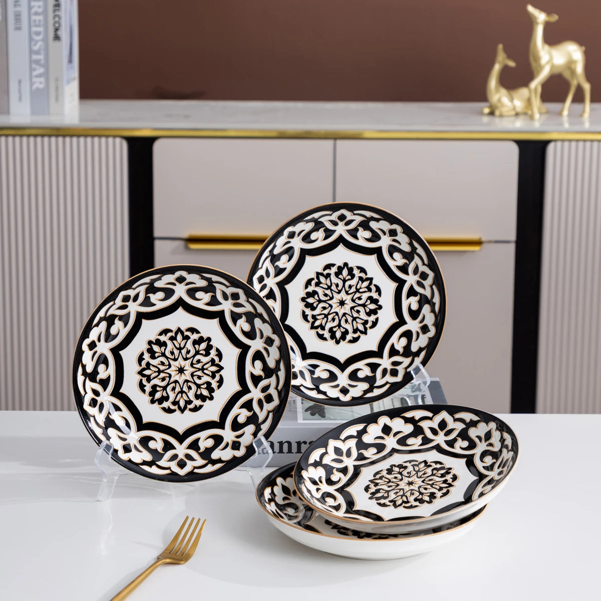 Black Patterns Ceramic Tableware Set Classic Porcelain Dinnerware Set Elegant Ceramic