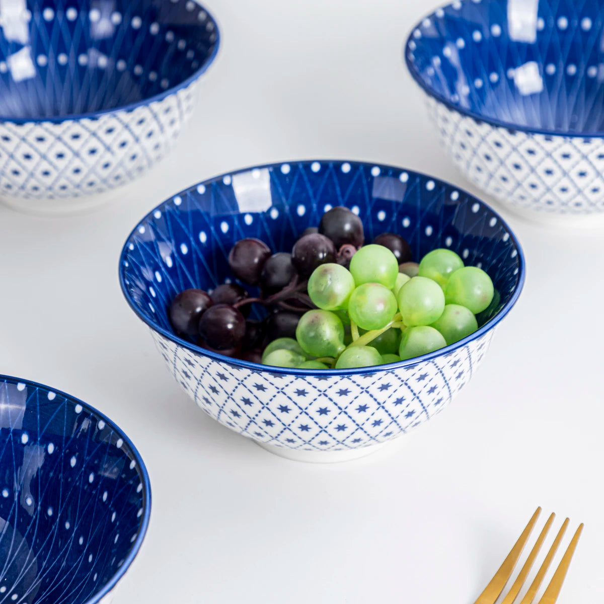 Blue and White Porcelain Bowls Premium Japanese-Style Ceramic Bowl Set .