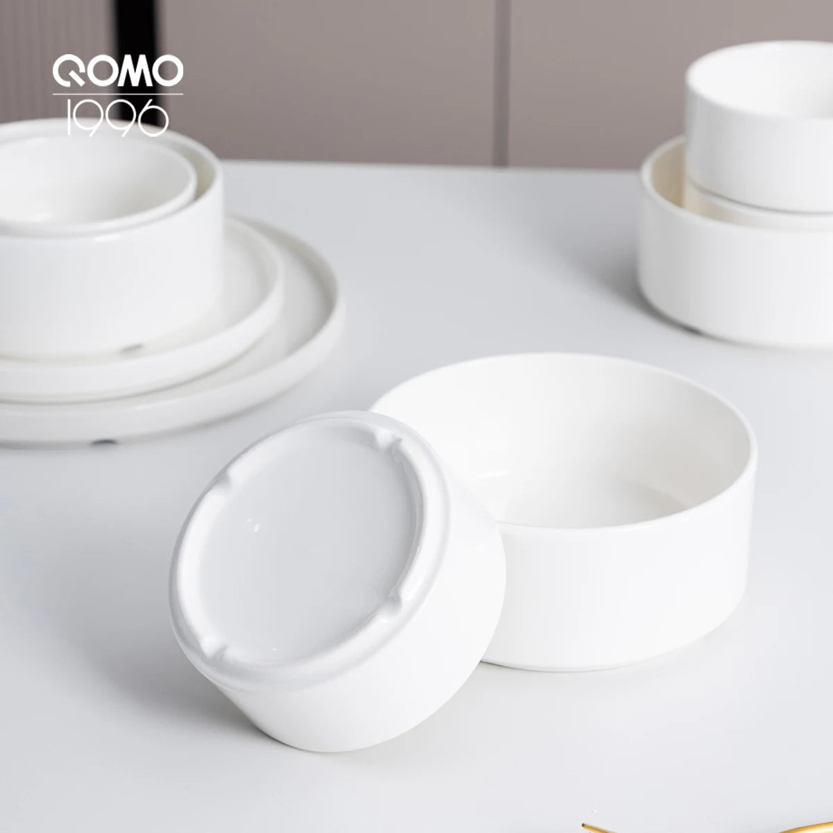 Ceramic Dinnerware Set White Porcelain Tableware Set with Bowls & Plates