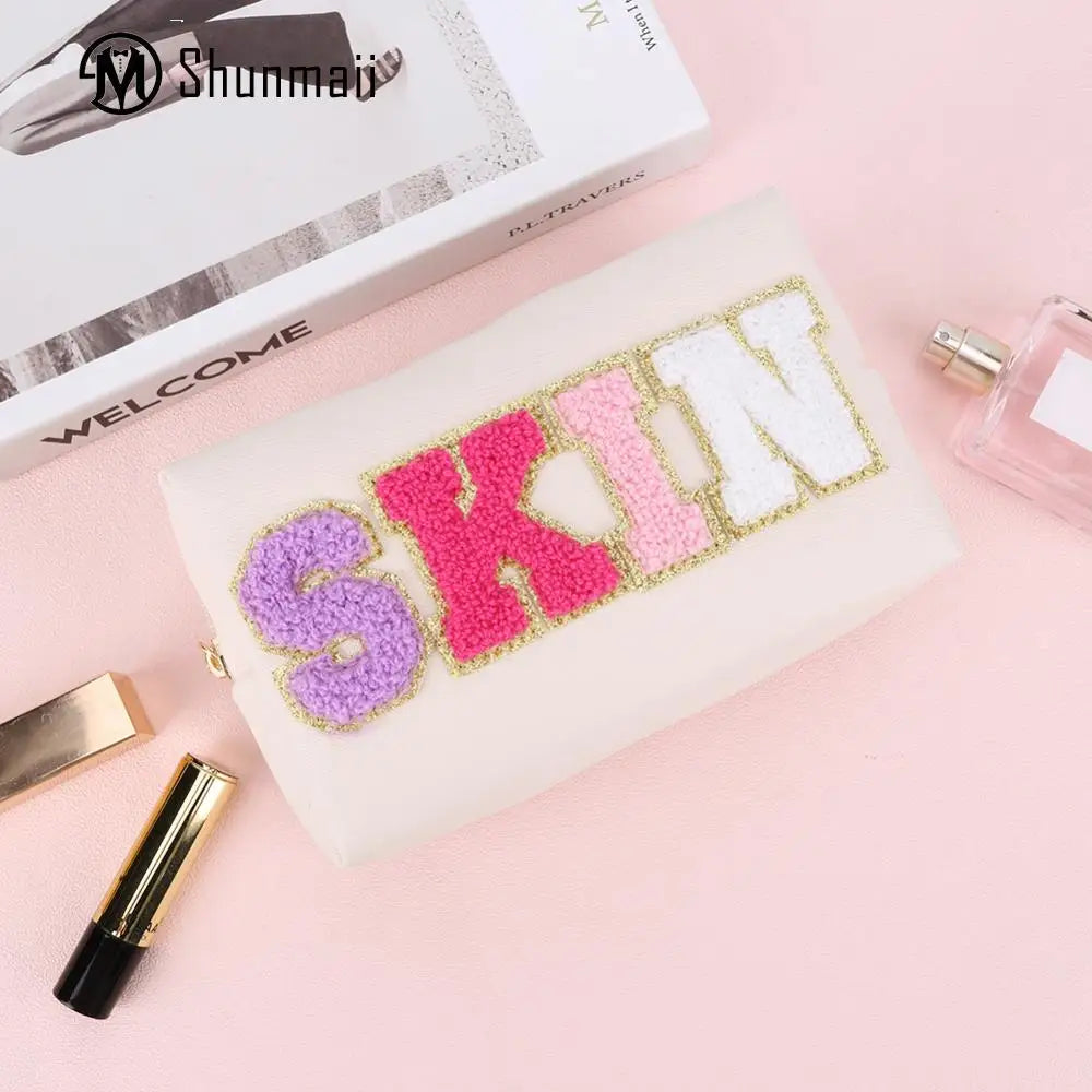 3PCS Preppy Patch Makeup Bag with Patches Chenille Letter Face Hair Skin Bag Zipper Closure PU Leather for Travel Accessories